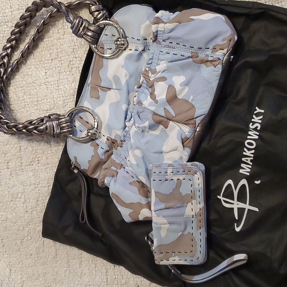 B. Makowsky leather bag and wallet